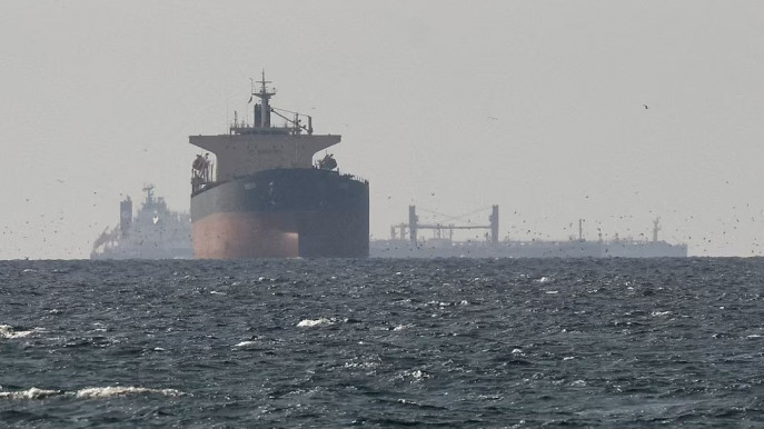 cargo_ships