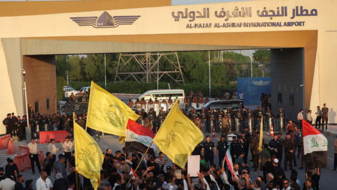 protestors_near_najaf_airport